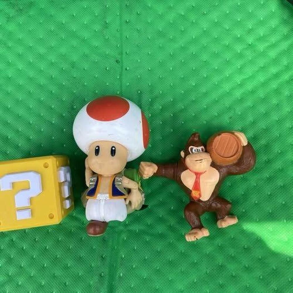 Source-unknown Multi Action-figures-playsets